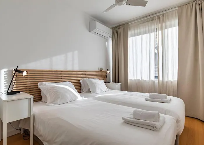 Downtown 2-bedroom W/terrace Lisbon