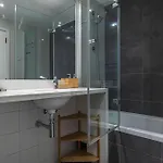 Downtown 2-bedroom W/terrace Appartamento Lisbona