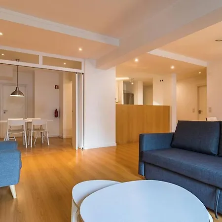 Downtown 2-bedroom W/terrace Lizbona