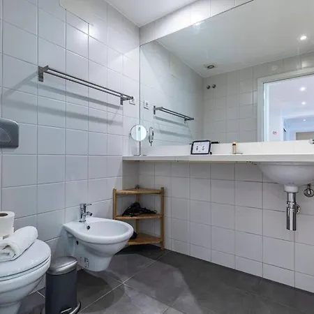 Downtown 2-bedroom W/terrace Apartment Lisbon